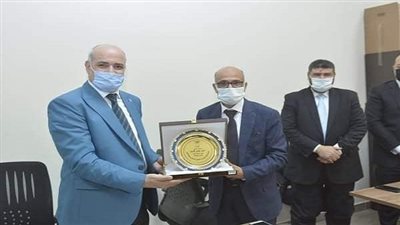 بدء صرف منحة التضامن الاجتماعي للطلاب الأوائل بجامعة الفيوم 