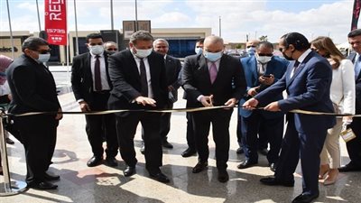 وزير الإسكان يفتتح الدورة الأولى لمعرض 