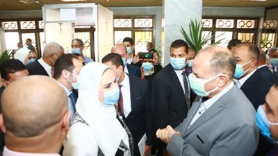وزيرة التضامن الاجتماعي تشهد حفل تكريم الأمهات المثاليات بأسيوط