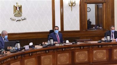 قرار حكومى بتشكيل لجنة فنية لمعاينة مبانى ومحلات بجسر السويس