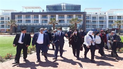 نائب المحافظ ونائب وزير السياحة يتفقدان عدد من المشروعات السياحية والخدمية  ببورسعيد 