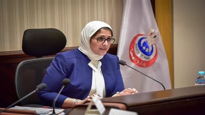 وزيرة الصحة تشيد بجهود فريق المسعفين بسوهاج وأسيوط وقنا لسرعة تعاملهم مع حادث قطاري سوهاج