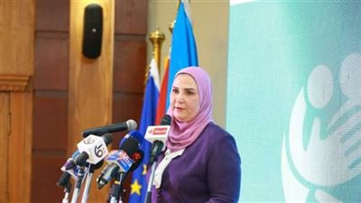 وزيرة التضامن الاجتماعي تتناول الإفطار مع 500 ابن من دور الايتام