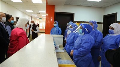 وزيرة الصحة تتفقد قسم العزل بمستشفى العديسات بالأقصر