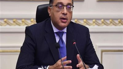 مدبولى: اهتمام كبير من الرئيس بالنهوض بصناعة الغزل والنسيج