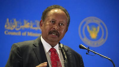 لهذا السبب.. رئيس وزراء السودان يدعو نظيريه المصري والإثيوبي