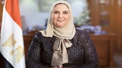 وزيرة التضامن الاجتماعي تستعرض تقريرًا مفصلًا عن مشروع 