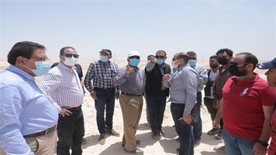وزير النقل يتابع أعمال تنفيذ القطار الكهربائي السريع العين السخنة /مرسى مطروح