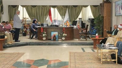 فودة يتابع نسب التنفيذ بمشروعات المحافظة ويشدد على الالتزام بكافة الإجراءات الإحترازية