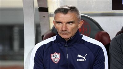 كارتيرون يعلن تشكيل الزمالك لمواجهة بيراميدز فى الدوري المصري