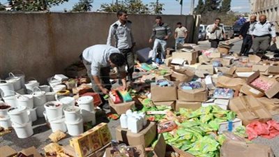 ضبط أطنان من السلع الغذائية غير الصالحة للاستهلاك في المحافظات
