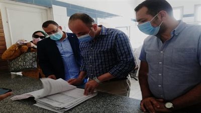 مساعد وزيرة الصحة للحميات يتفقد حميات السويس للاطمئنان المرضى