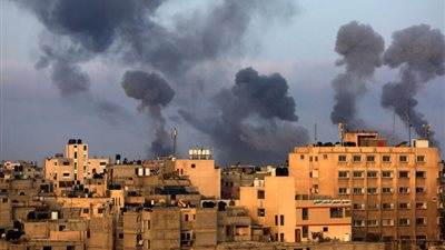 ارتفاع عدد الشهداء الفلسطينيين فى قطاع غزة لـ 56 شهيدا