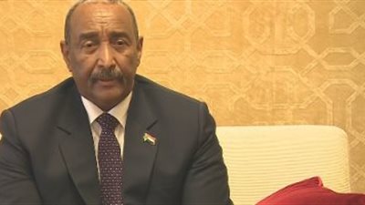 مجلس السيادة السودانى يشيد بجهود ماكرون فى تنظيم مؤتمر دعم الخرطوم