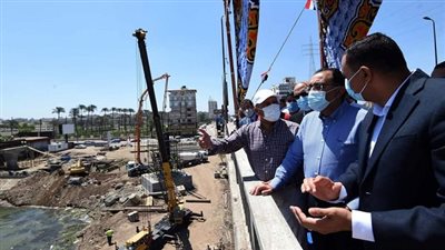 رئيس الوزراء في جولة تفقدية لمشروعات الطرق والكباري بمحافظة الدقهلية