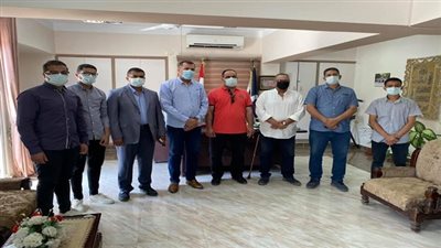  وكيل مديرية التعليم بالسويس يلتقي طلاب الصناعات المتقدمة لهذا السبب 