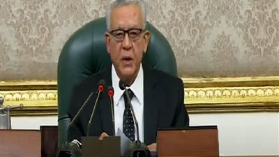 الحكومة تسحب 10 مشروعات قوانين من مجلس النواب