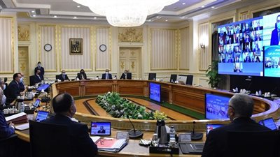 الحكومة تستعرض الموقف التنفيذى للصرف بالمرحلتين 1 و2 من مبادرة السداد الفورى