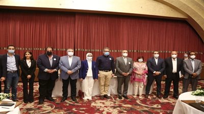 وزيرة الصحة: الرئيس السيسي حريص على توفير لقاح فيروس كورونا 