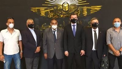 وزارتا الرياضة والسياحة تنظمان جولة لرئيس الوكالة الدولية للمنشطات بالمتحف القومي للحضارة