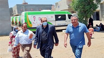 بالصور.. قابيل يفتتح القافلة الطبية ببني عبيد دقهلية