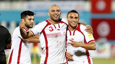 مكايدة كروية.. نجم منتخب تونس يشجع الأهلي أمام الترجي 