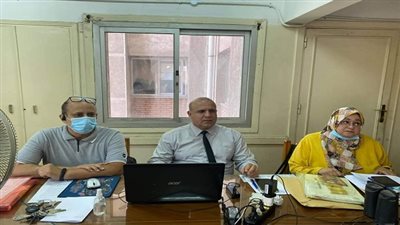 وكيل وزارة التربية والتعليم بالدقهلية يتابع امتحانات شهادة الدبلومات الفنية 