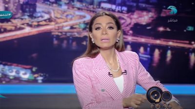 بسمة وهبة تعلق على 4 صور كانت حديث الرأي العام خلال الأيام الماضية