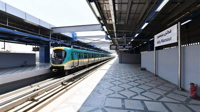 النقل: تصنيع وتجميع 10 قطارات مكيفة جديدة للخط الثالث للمترو