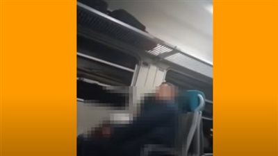 شاهد.. فيديو المتحرش المليونير بقطار الصعيد