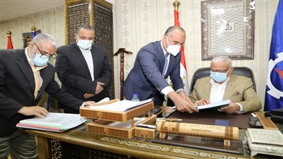 محافظ السويس يعتمد نتيجة الشهادة الإعدادية بنسبة 86.9%