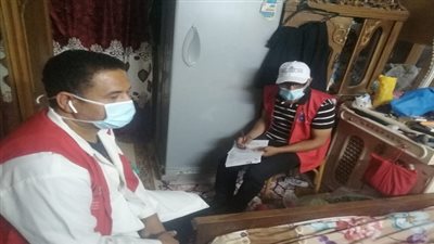 تطعيم 15 حالة ضد كورونا بمنازل السويس لغير القادرين على الحركة 