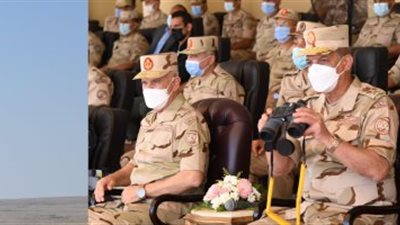 وزير الدفاع يشهد المرحلة الرئيسية للمناورة (رعد - 5) بالمنطقة الشمالية