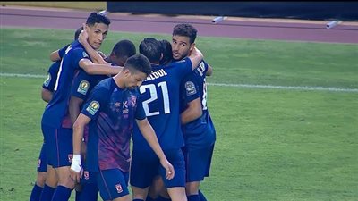 الأهلي يهزم الترجي بهدف في عقر داره 