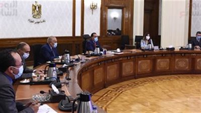 رئيس الوزراء: التعليم الفنى يحظى بأهمية استثنائية من الرئيس السيسى