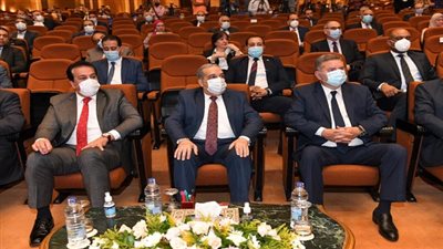 وزير الإنتاج الحربى يعلن إطلاق مبادرة إعداد كوادر رقمنة الصناعة