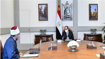 الرئيس يستعرض جهود وزارة الأوقاف في تطوير الهيئة وتأهيل الأئمة