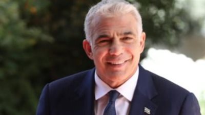 وصول وزير خارجية إسرائيل مطار أبو ظبى فى أول زيارة للإمارات