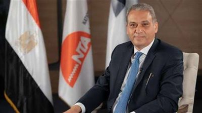 وزير المجالس النيابية يهنئ مجلس الشيوخ بانتهاء دور الانعقاد