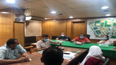 وكيل صحة السويس يجتمع مديري المستشفيات لمناقشة آليات العمل