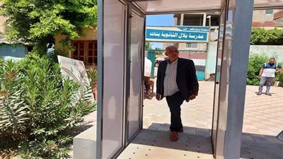 مدير تعليم القاهرة يبحث الاستعدادات لامتحانات الثانوية العامة 2021