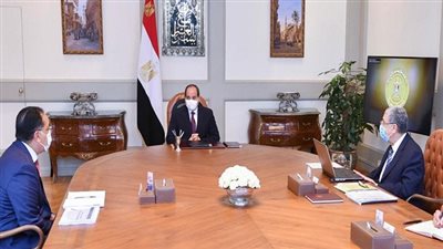 الرئيس يستعرض مشروع إنشاء محور التعمير بالساحل الشمالى