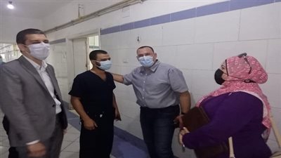 الحفناوى يتفقد أقسام العزل بمستشفى السويس العام 