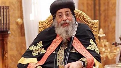 البابا تواضروس الثانى يهنئ رئيس الوزراء ورؤساء مجلسى النواب والشيوخ بالعيد