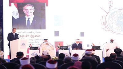 وزير الاتصالات: دعم البنية التكنولوجية والتحول الرقمى بمؤسسات الفتوى