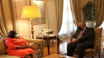 شكرى يبحث مع وزيرة خارجية جنوب السودان العلاقات الثنائية بين البلدين