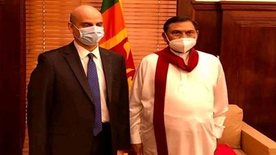 سفير مصر في كولومبو يبحث تعزيز العلاقات الاقتصادية مع وزير المالية