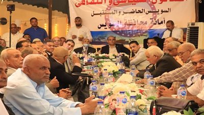  مستقبل وطن بالسويس يشهد الصالون السياسي بحضور كبار السياسيين