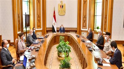 الرئيس السيسي يستعرض فرص الاستفادة من أحدث النظم التكنولوجية الخاصة بتحلية مياه البحر