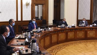 وزير الاتصالات: إتاحة 200 خدمة أمام المواطنين نهاية 2021 